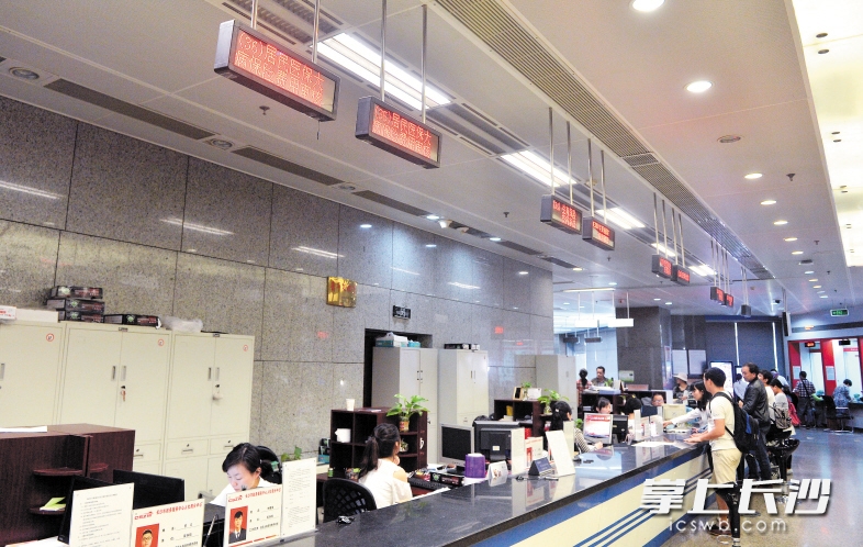 邵阳同城24小时医保提取(同城医保卡转移怎么办理)